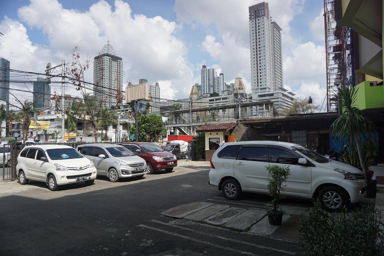 Hotel Nusantara Indah Syariah Jacarta Exterior foto